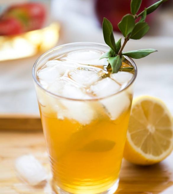 cocktail thé infusé au vin blanc, rhum et pomme